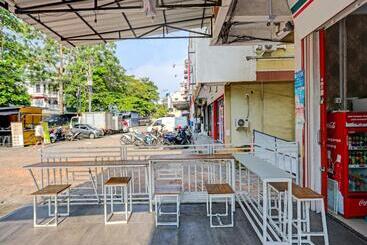 هتل Zazezo Homestay Syariah Redpartner