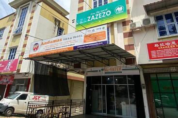هتل Zazezo Homestay Syariah Redpartner
