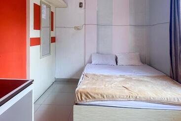 هتل Zazezo Homestay Syariah Redpartner