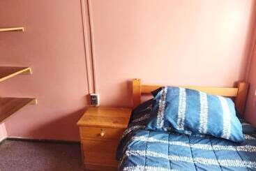 تختخواب و صبحانه Casa Piwke