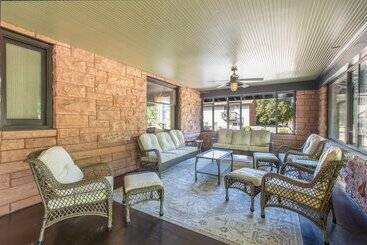 Martha S Bed And Breakfast