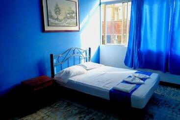 پانسیون Hostal El Rey