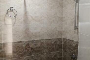 هتل 7rooms Boutique