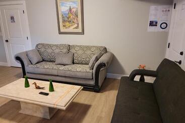 پانسیون Oscar Inn & 2bd Family Suite Or Private Room