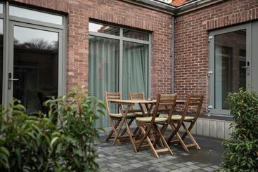 هتل City Housing Genk