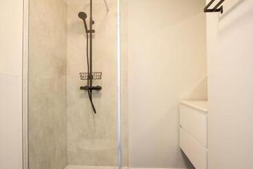 هتل City Housing Genk