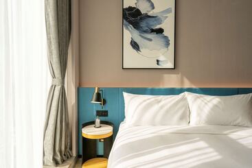 هتل Hilton Garden Inn Shenzhen Airport