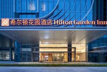 هتل Hilton Garden Inn Shenzhen Airport