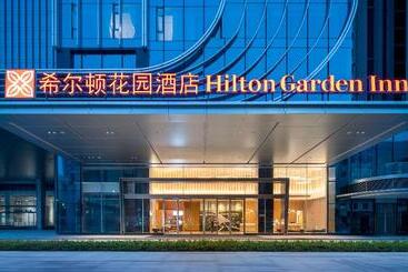هتل Hilton Garden Inn Shenzhen Airport
