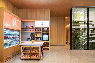 هتل Hilton Garden Inn Shenzhen Airport