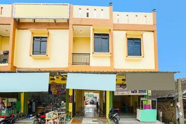هتل Oyo 91711 Grand Ansara Mentari Residence