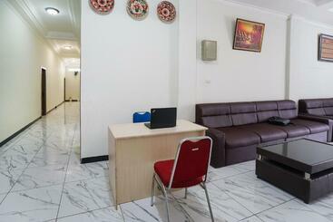 هتل Oyo 91711 Grand Ansara Mentari Residence