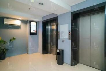 هتل Redliving Apartemen 19 Avenue   Amanah Room
