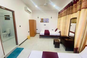 Resort Maya Beach - Trincomalee