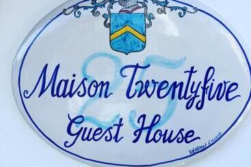 تختخواب و صبحانه Maison Twentyfive