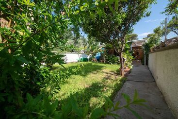 تختخواب و صبحانه Maison Twentyfive