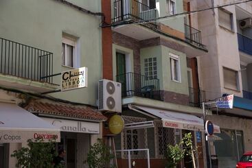 簡易ホテル Hospedaje Lisboa Algeciras