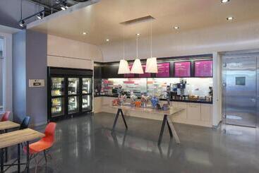ホテル Aloft Tampa Downtown