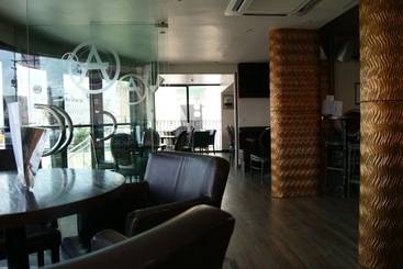 Amsterdam Hotel Brighton Seafront