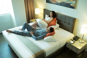 Bayfront Hotel Cebu North Reclamation