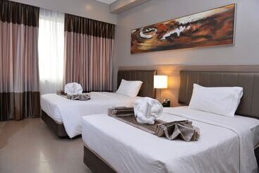 Bayfront Hotel Cebu North Reclamation