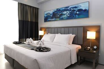 Bayfront Hotel Cebu North Reclamation