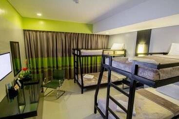 Bayfront Hotel Cebu North Reclamation