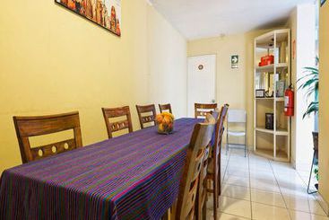 هتل Razz B&b Miraflores