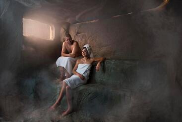 هتل Caves Beach Resort Adults Only