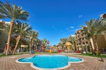 هتل El Karma Beach Resort & Aqua Park - Hurghada