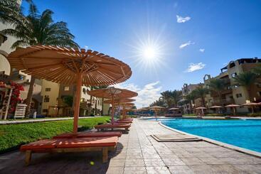 هتل El Karma Beach Resort & Aqua Park - Hurghada
