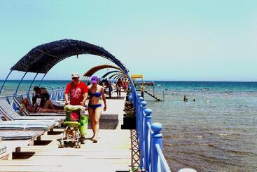 هتل El Karma Beach Resort & Aqua Park - Hurghada