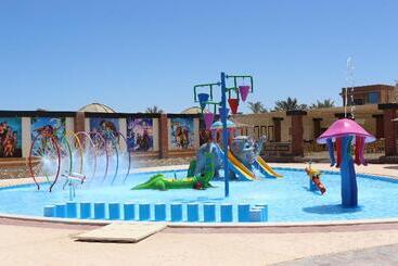 هتل El Karma Beach Resort & Aqua Park - Hurghada