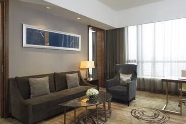 هتل Four Points By Sheraton Hefei, Shushan