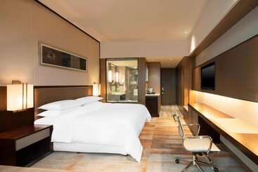 هتل Four Points By Sheraton Hefei, Shushan