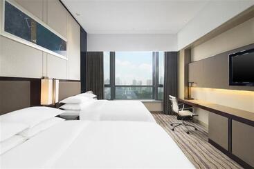 هتل Four Points By Sheraton Hefei, Shushan