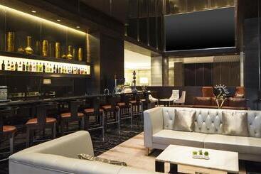 هتل Four Points By Sheraton Hefei, Shushan