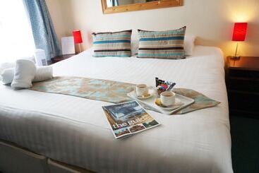 هتل Greyfriars Lodge Canterbury