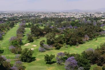 酒店 Guadalajara Country Club By Hnf