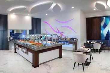 酒店 Guadalajara Country Club By Hnf