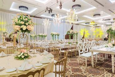 هتل Hilton Alexandria King S Ranch