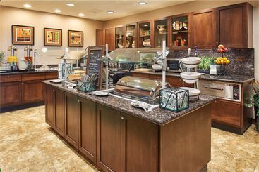 هتل Homewood Suites By Hilton Odessa