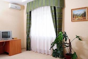 هتل Kherson