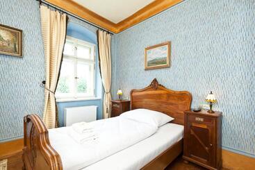 Hotel Latran