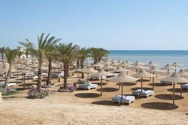 בית מלון כפרי El Karma Beach Resort & Aqua Park - Hurghada