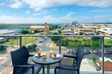 هتل Oaks Mackay Rivermarque