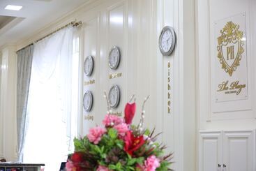 Plaza Hotel Bishkek
