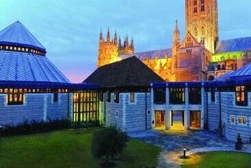 هتل روستایی Canterbury Cathedral Lodge