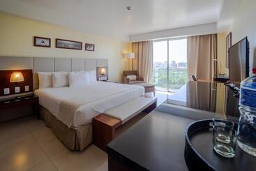 هتل Sunsol Unik Luxury