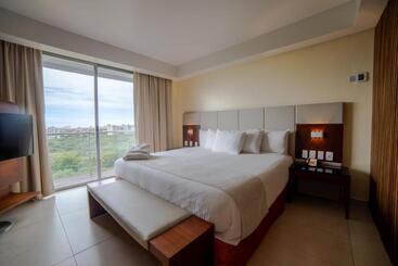 هتل Sunsol Unik Luxury